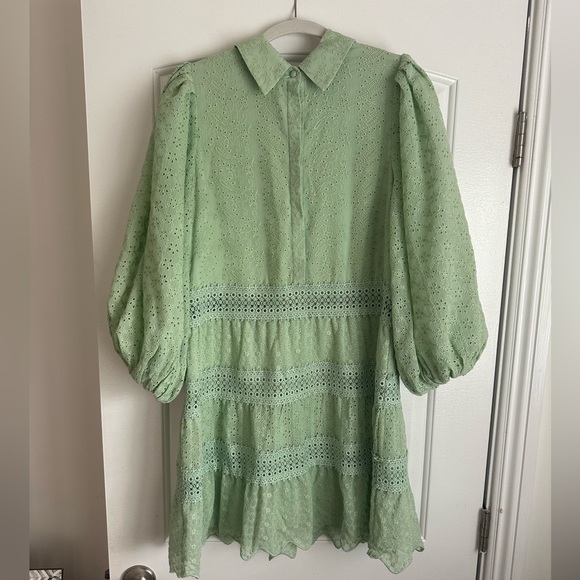 Alice + Olivia Blakesley broderie anglaise mini dress - Picture 2 of 4